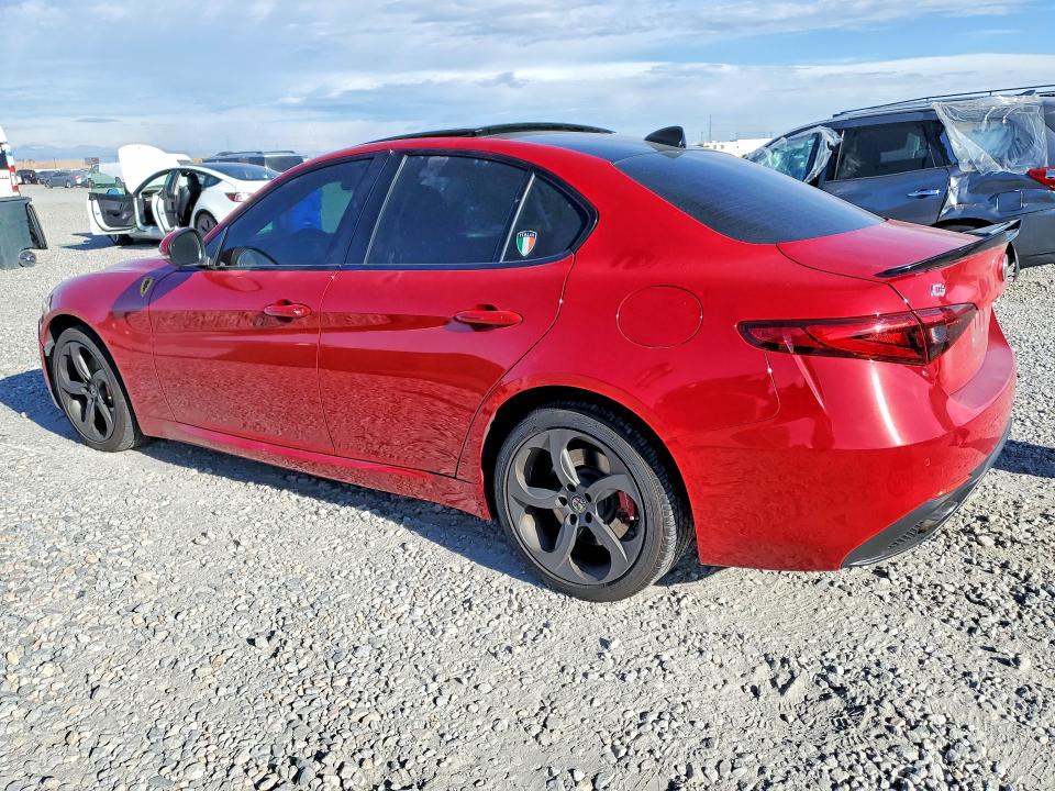 2017 Alfa Romeo Giulia მანქანა იყიდება აუქციონზე, vin: ZARFAEDN0H7558501, აუქციონის ნომერი: 69090806