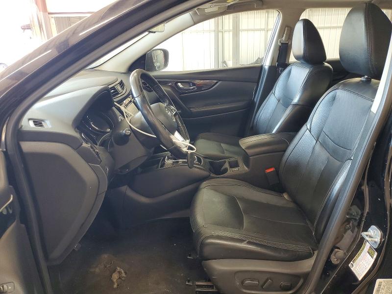 68107996 :رقم المزاد ، JN1BJ1CR8HW130285 vin ، 2017 Nissan Rogue Sport مزاد بيع