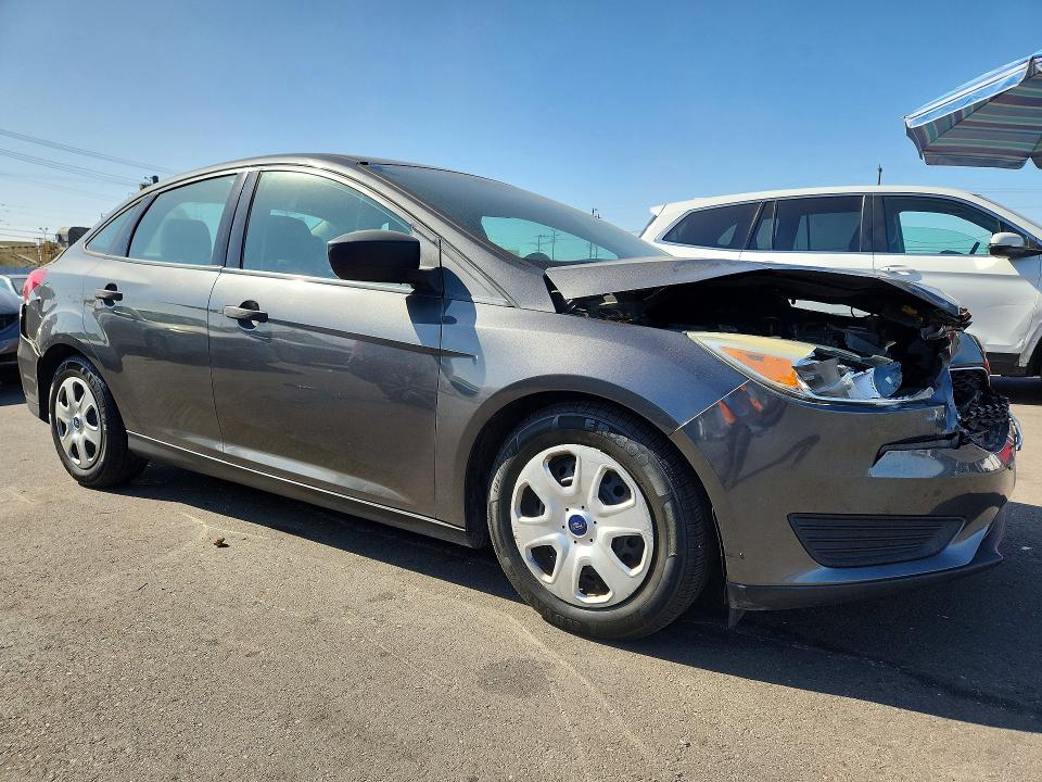 Продажа на аукционе авто 2016 Ford Focus, vin: 1FADP3E21GL282303, номер лота: 70652596