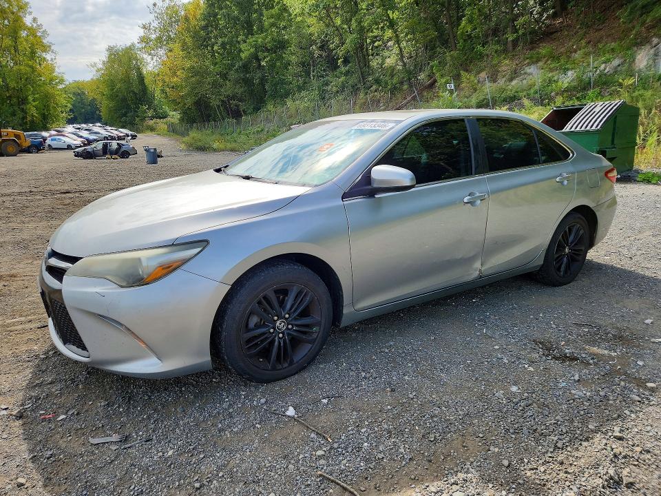 69313346 :رقم المزاد ، 4T1BF1FK1FU089693 vin ، 2015 Toyota Camry مزاد بيع