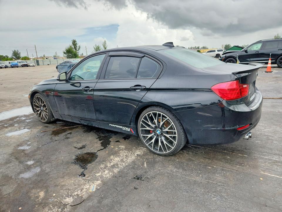 68567316 :رقم المزاد ، WBA3A5C54EJ465510 vin ، 2014 Bmw 328 مزاد بيع