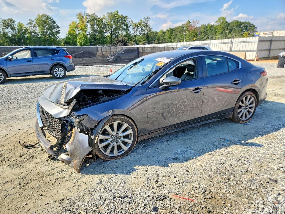 Auction sale of the 2019 Mazda 3, vin: 3MZBPADL4KM111596, lot number: 70173726