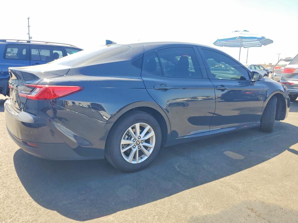 Продажа на аукционе авто 2025 Toyota Camry, vin: 4T1DAACK6SU136741, номер лота: 67728416