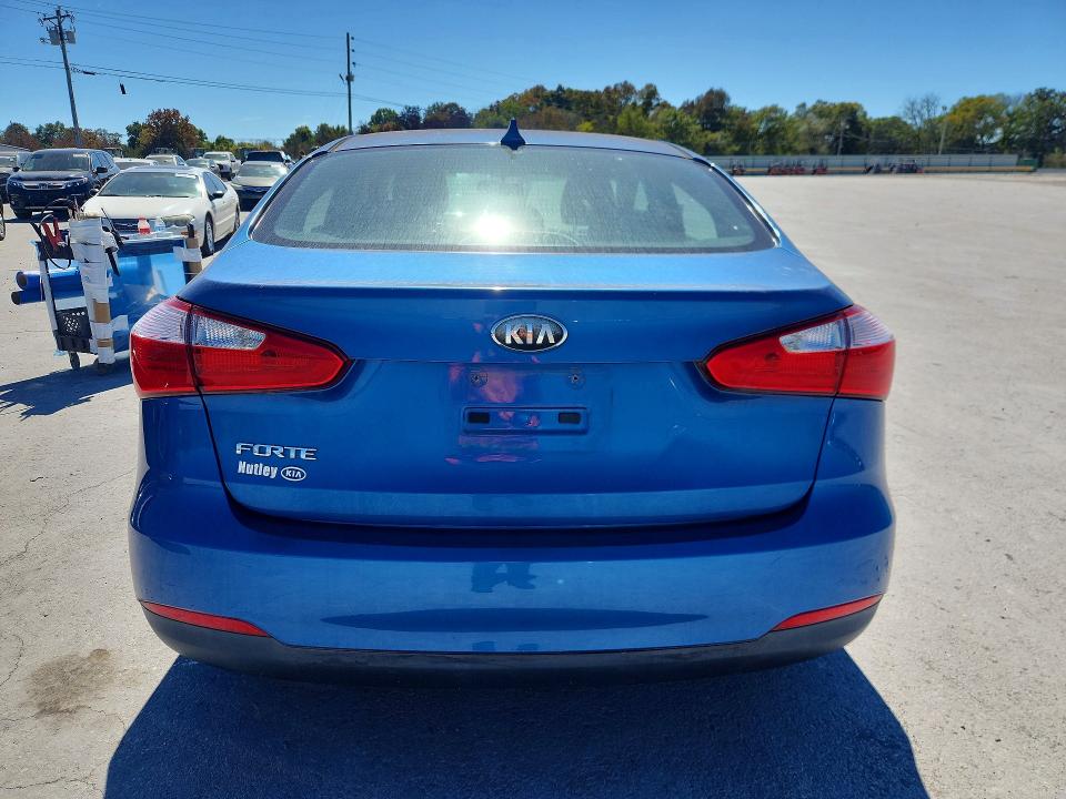 2014 Kia Forte მანქანა იყიდება აუქციონზე, vin: KNAFX4A6XE5091804, აუქციონის ნომერი: 70890516