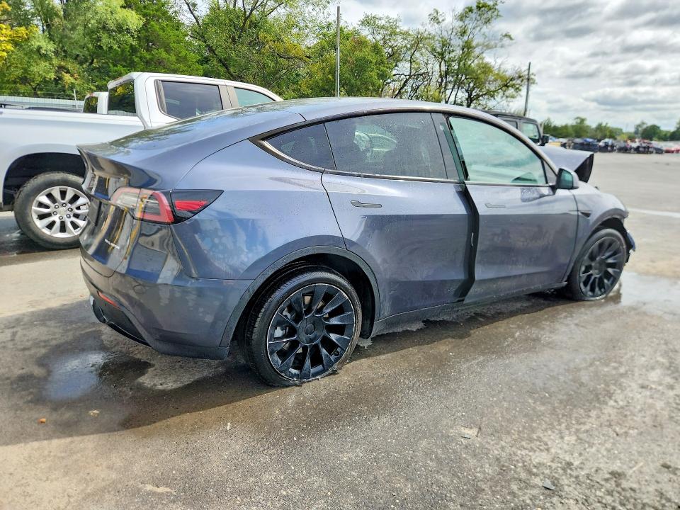 Продаж на аукціоні авто 2023 Tesla Model Y, vin: 7SAYGDEE0PA110102, номер лоту: 69791076
