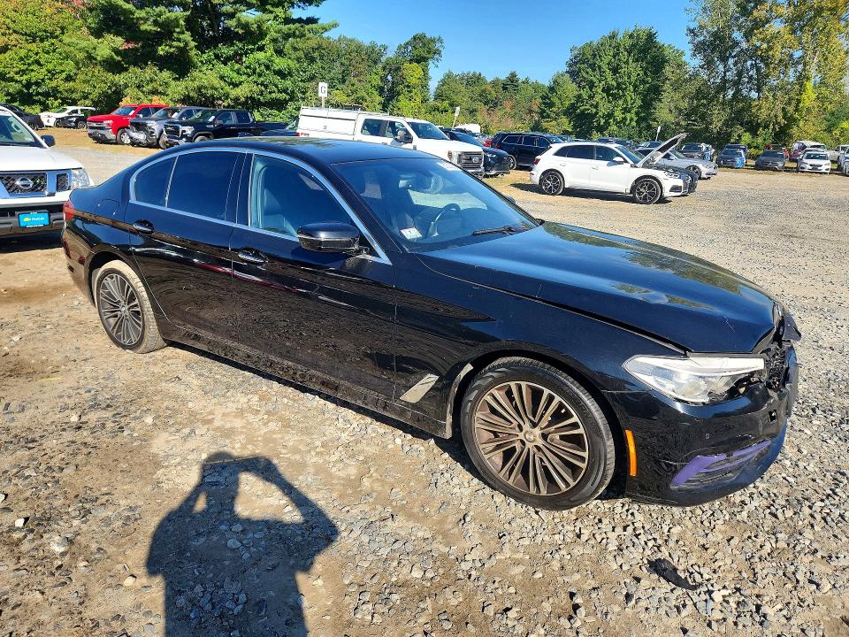 67301276 :رقم المزاد ، WBAJE7C31HG887502 vin ، 2017 Bmw 540 مزاد بيع
