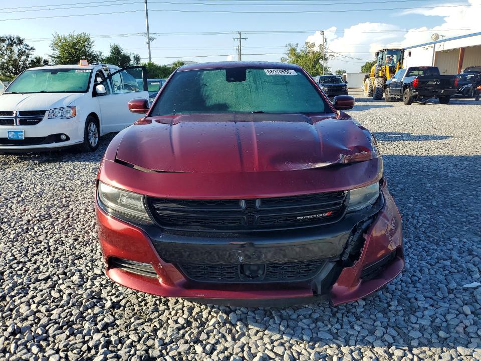 68970656 :رقم المزاد ، 2C3CDXCTXJH114881         vin ، 2018 Dodge Charger مزاد بيع