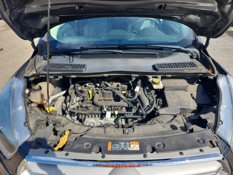 70190756 :رقم المزاد ، 1FMCU9GD0JUD53438 vin ، 2018 Ford Escape مزاد بيع