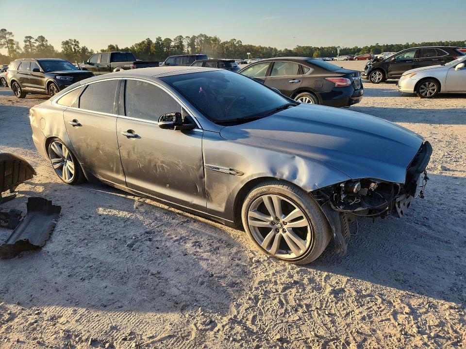 Aukcja sprzedaży 2013 Jaguar Xj, vin: SAJWA1C75D8V38966, numer aukcji: 70875146