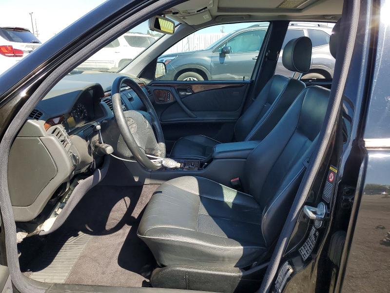 65231206 :رقم المزاد ، WDBJF65G1YA966874 vin ، 2000 Mercedes-benz E مزاد بيع