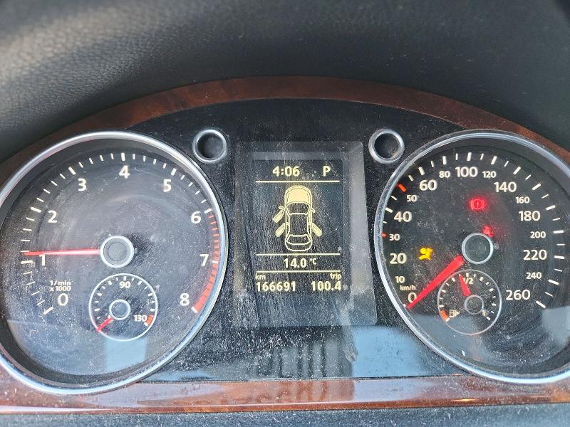 2010 Volkswagen Passat მანქანა იყიდება აუქციონზე, vin: WVWEK9AN3AE104873, აუქციონის ნომერი: 70952736