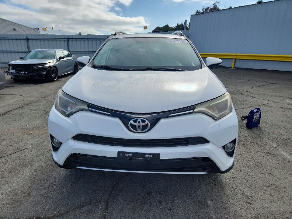 Продаж на аукціоні авто 2016 Toyota Rav4, vin: 2T3WFREV3GW263235, номер лоту: 69299556