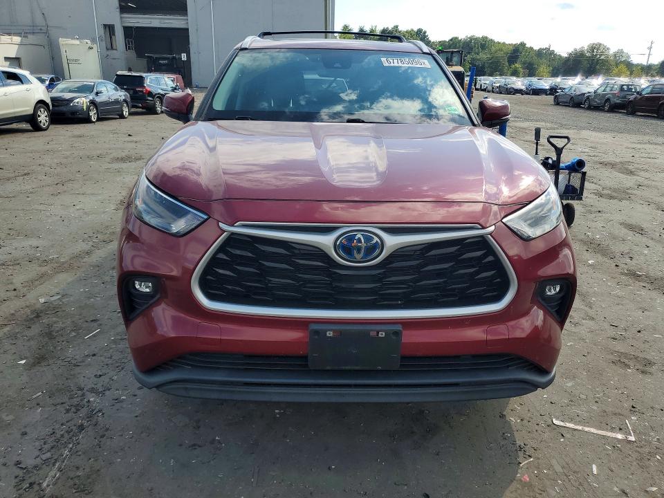 67785096 :رقم المزاد ، 5TDKBRCH8PS600281 vin ، 2023 Toyota Highlander Hybrid مزاد بيع