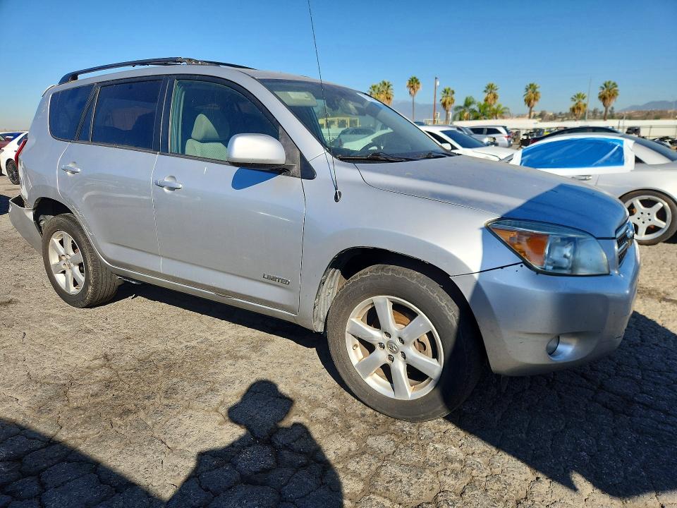 Продажа на аукционе авто 2006 Toyota Rav4, vin: JTMZK34V565003707, номер лота: 70124846