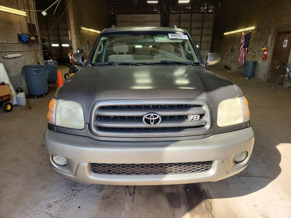 69624276 :رقم المزاد ، 5TDZT34A43S166610 vin ، 2003 Toyota Sequoia مزاد بيع