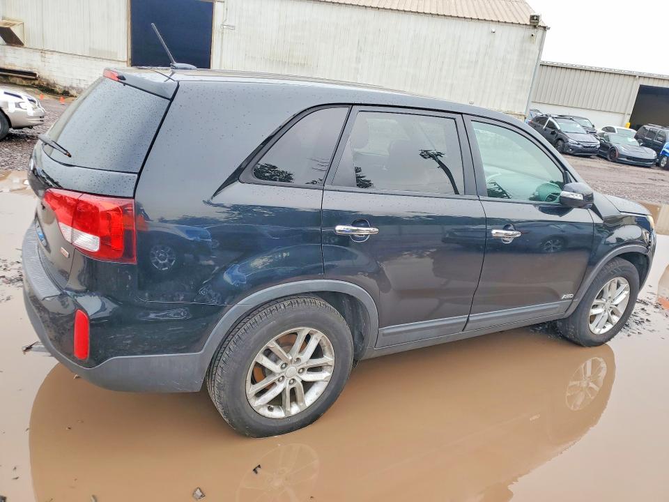 2015 Kia Sorento მანქანა იყიდება აუქციონზე, vin: 5XYKTCA63FG614712, აუქციონის ნომერი: 70100926