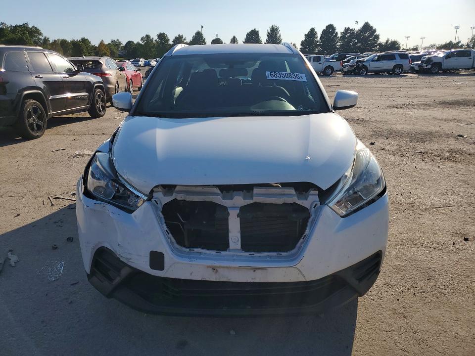 2019 Nissan Kicks მანქანა იყიდება აუქციონზე, vin: 3N1CP5CU6KL565530, აუქციონის ნომერი: 68350836