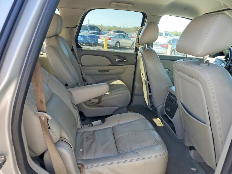 68953026 :رقم المزاد ، 1GNSCBE06CR267042 vin ، 2012 Chevrolet Tahoe مزاد بيع