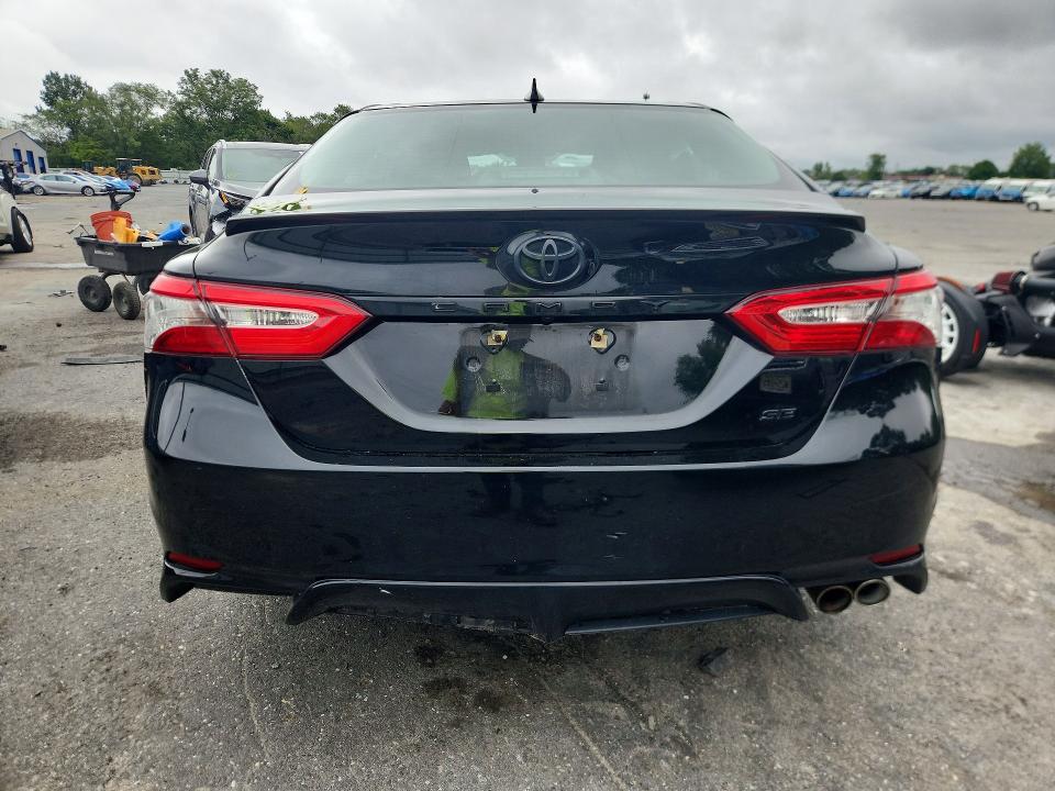2019 Toyota Camry მანქანა იყიდება აუქციონზე, vin: 4T1B11HK4KU261334, აუქციონის ნომერი: 67653536