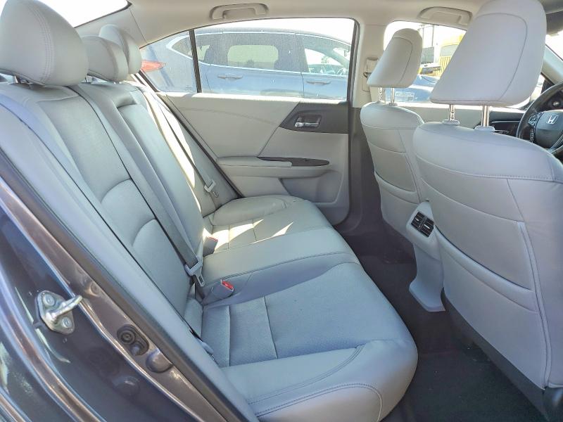 69815976 :رقم المزاد ، 1HGCR2F87HA206273 vin ، 2017 Honda Accord مزاد بيع