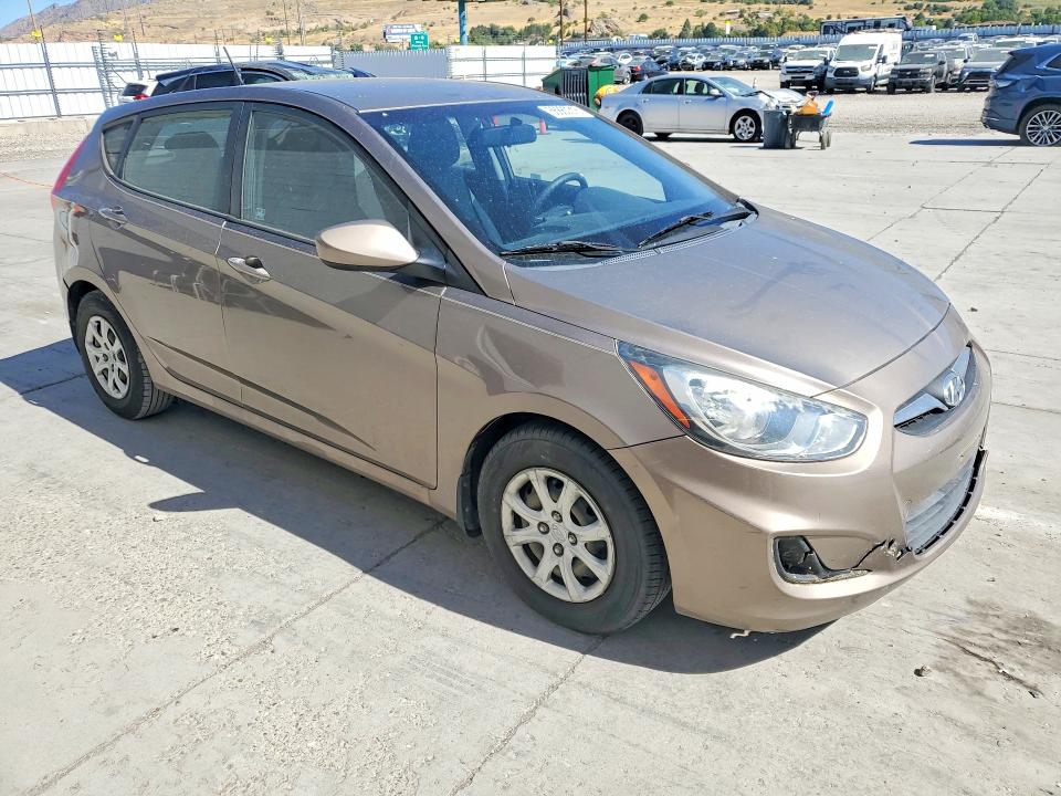 66860316 :رقم المزاد ، KMHCT5AE2CU043825         vin ، 2012 Hyundai Accent مزاد بيع