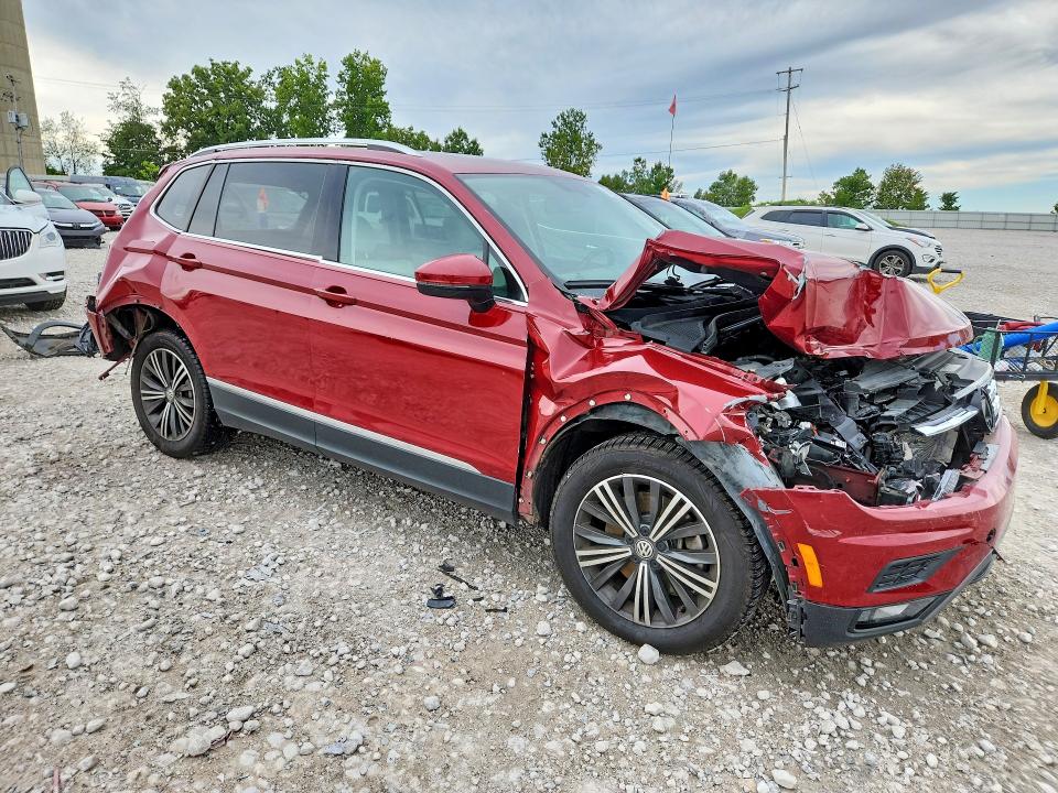 68237606 :رقم المزاد ، 3VV2B7AX7JM014761 vin ، 2018 Volkswagen Tiguan مزاد بيع