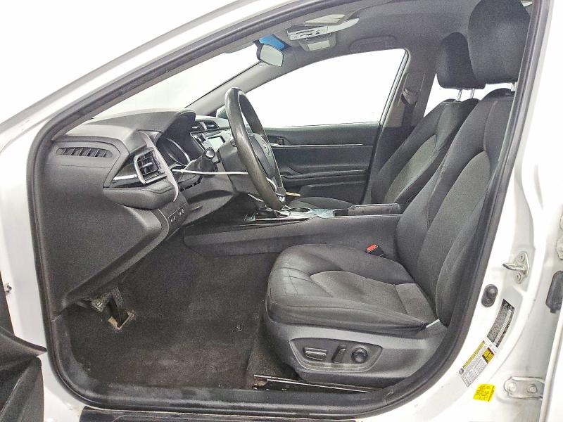2019 Toyota Camry მანქანა იყიდება აუქციონზე, vin: 4T1B11HK1KU256950, აუქციონის ნომერი: 65808036