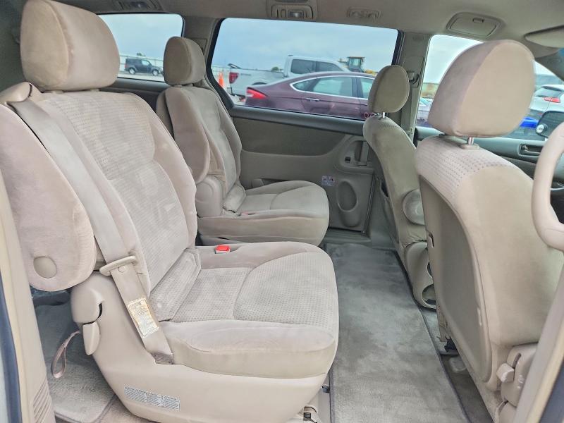 2006 Toyota Sienna მანქანა იყიდება აუქციონზე, vin: 5TDZA23C46S513330, აუქციონის ნომერი: 70690916
