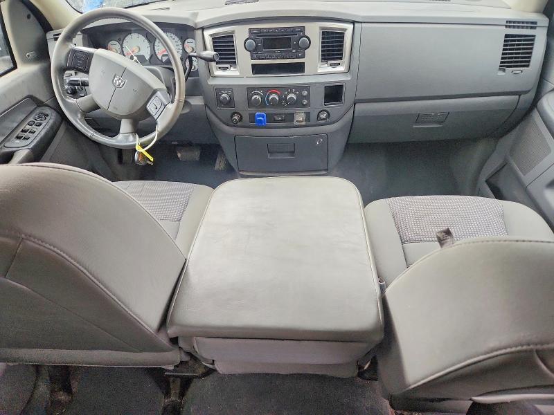67679336 :رقم المزاد ، 1D7HU18208J105345 vin ، 2008 Dodge Ram 1500 مزاد بيع