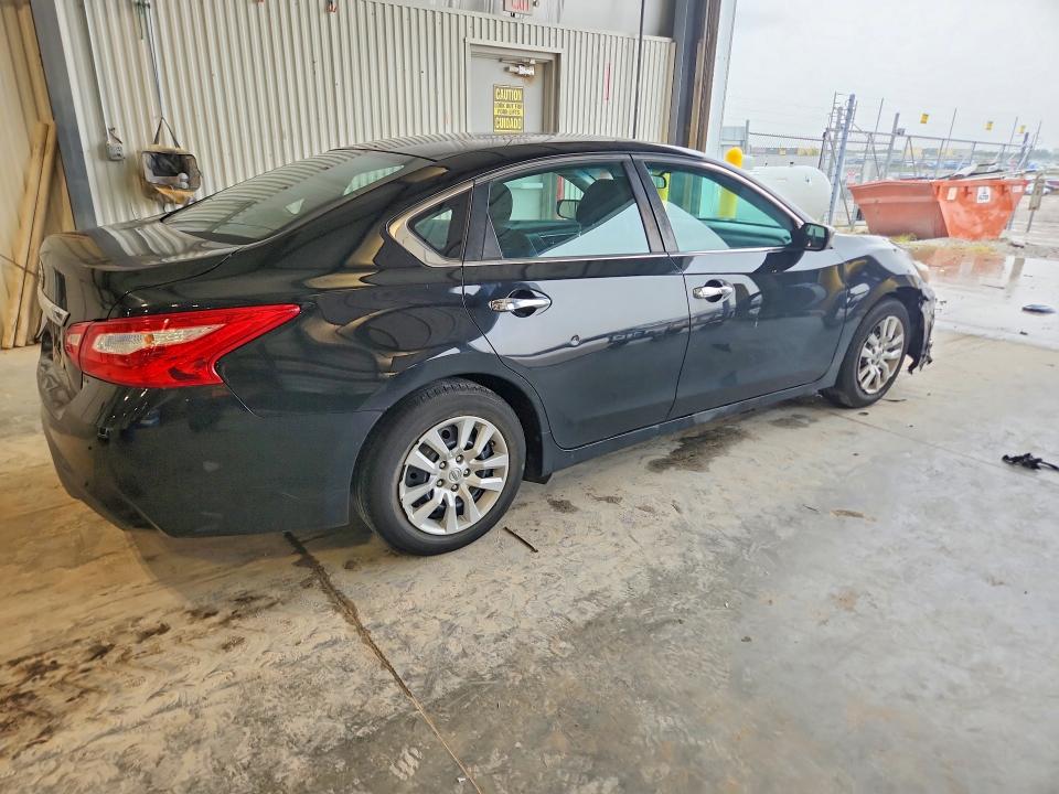 2016 Nissan Altima მანქანა იყიდება აუქციონზე, vin: 1N4AL3AP4GN320854, აუქციონის ნომერი: 69022606