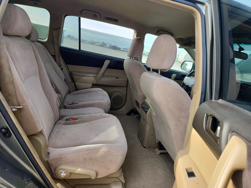 70028136 :رقم المزاد ، JTEES41A682021929 vin ، 2008 Toyota Highlander مزاد بيع