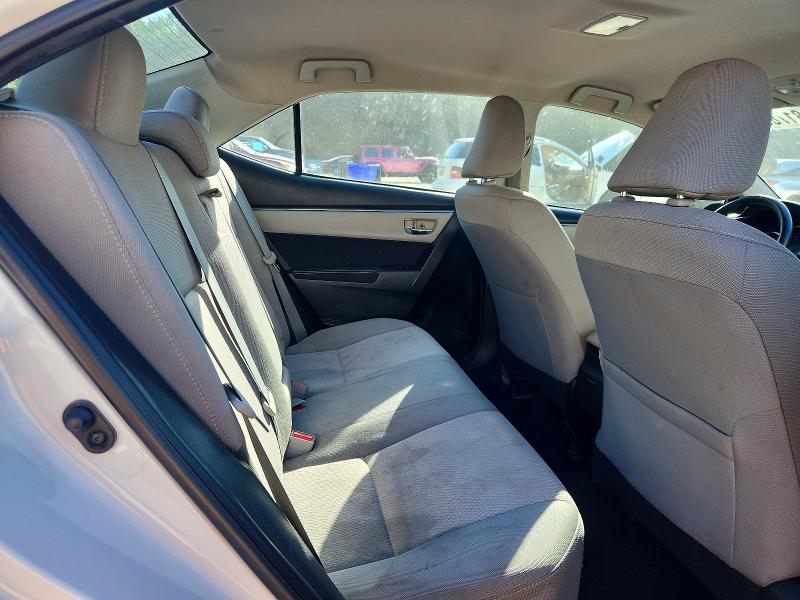 68178926 :رقم المزاد ، 5YFBURHE0FP280275 vin ، 2015 Toyota Corolla مزاد بيع