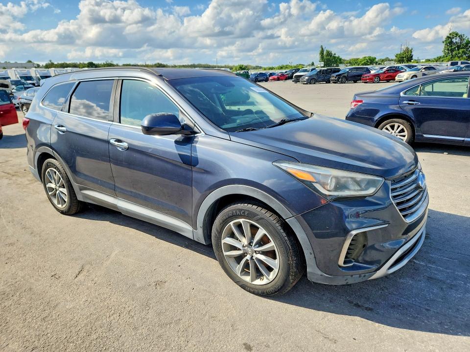 70655936 :رقم المزاد ، KM8SM4HF3HU220066 vin ، 2017 Hyundai Santa Fe مزاد بيع