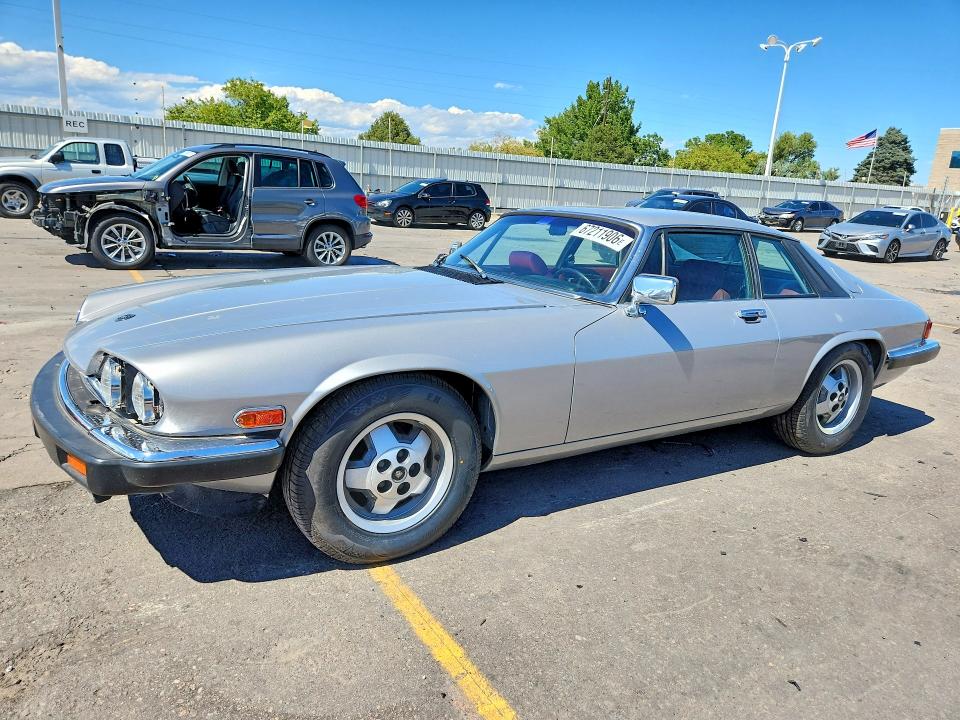 67211906 :رقم المزاد ، SAJNV5843FC121318 vin ، 1985 Jaguar Xjs مزاد بيع