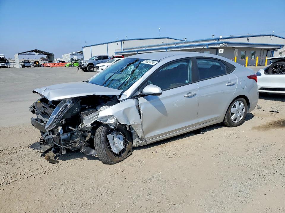 70021276 :رقم المزاد ، 3KPC24A64LE112748 vin ، 2020 Hyundai Accent مزاد بيع