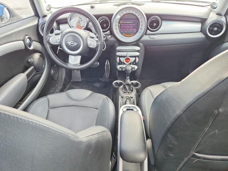 69153316 :رقم المزاد ، WMWMF7C50ATZ69049 vin ، 2010 Mini Cooper مزاد بيع