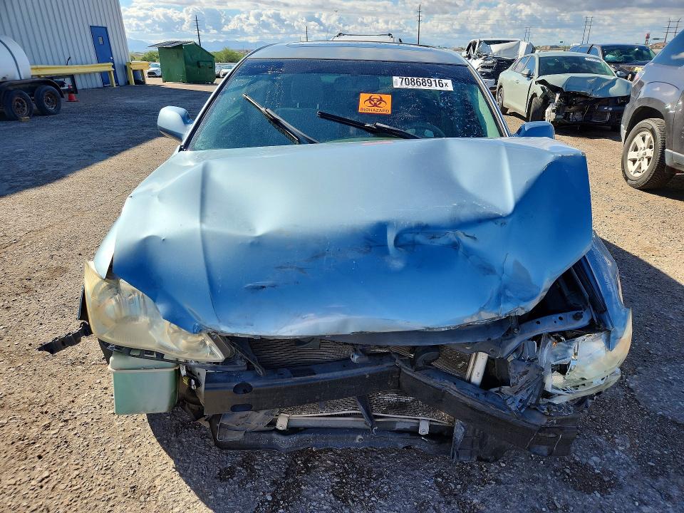 70868916 :رقم المزاد ، 4T1BK36B35U034958 vin ، 2005 Toyota Avalon مزاد بيع