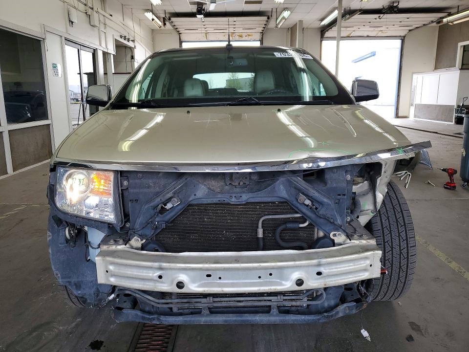 70324986 :رقم المزاد ، 2LMDJ8JC2ABJ33543 vin ، 2010 Lincoln Mkx مزاد بيع