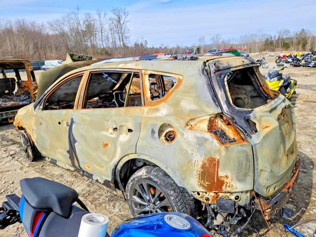 Auction sale of the 2018 Toyota Rav4, vin: JTMDFREV4JJ194794        , lot number: 69321596