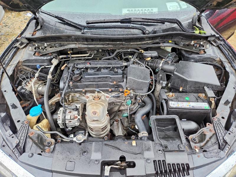 70033636 :رقم المزاد ، 1HGCR2F65GA060825 vin ، 2016 Honda Accord مزاد بيع