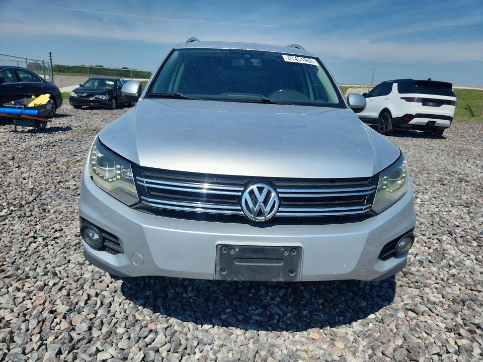 2012 Volkswagen Tiguan მანქანა იყიდება აუქციონზე, vin: WVGBV7AX3CW595227, აუქციონის ნომერი: 67451906