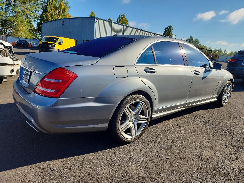 Продаж на аукціоні авто 2012 Mercedes-benz S, vin: WDDNG7DB5CA463942, номер лоту: 68253536