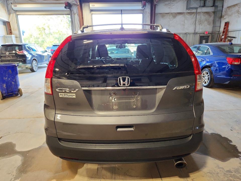 70332406 :رقم المزاد ، 5J6RM4H78DL017504 vin ، 2013 Honda Cr-v مزاد بيع