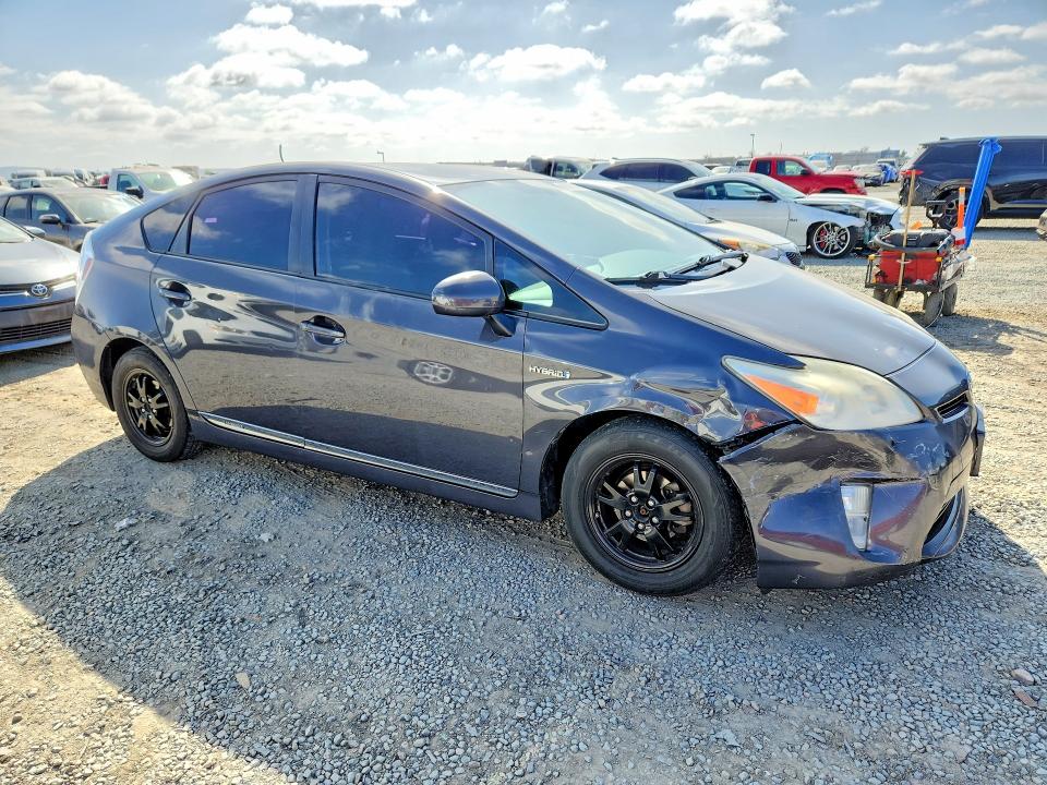 69069766 :رقم المزاد ، JTDKN3DU8D1650252 vin ، 2015 Toyota Prius مزاد بيع