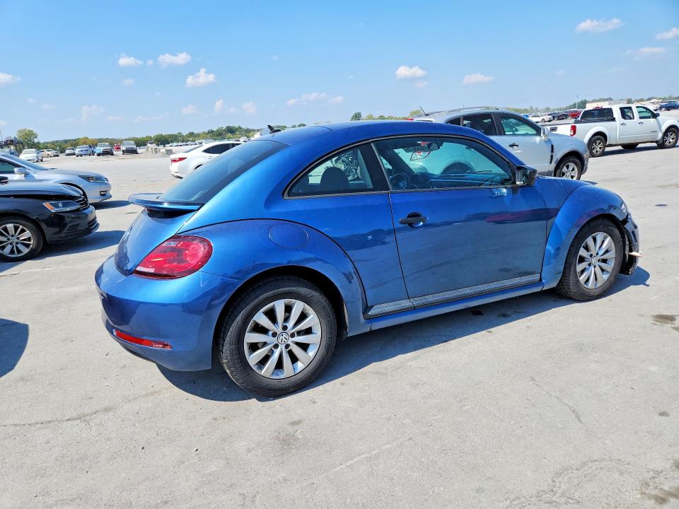 2018 Volkswagen Beetle მანქანა იყიდება აუქციონზე, vin: 3VWFD7AT6JM716672, აუქციონის ნომერი: 69668076