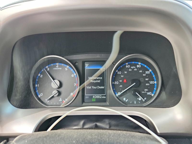 2018 Toyota Rav4 მანქანა იყიდება აუქციონზე, vin: JTMRFREV6JJ720297, აუქციონის ნომერი: 65663926