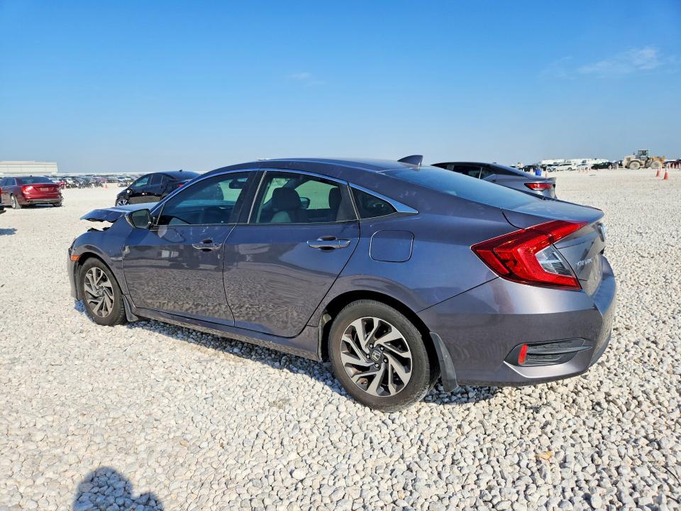 67257336 :رقم المزاد ، 19XFC2F70HE053429 vin ، 2017 Honda Civic مزاد بيع