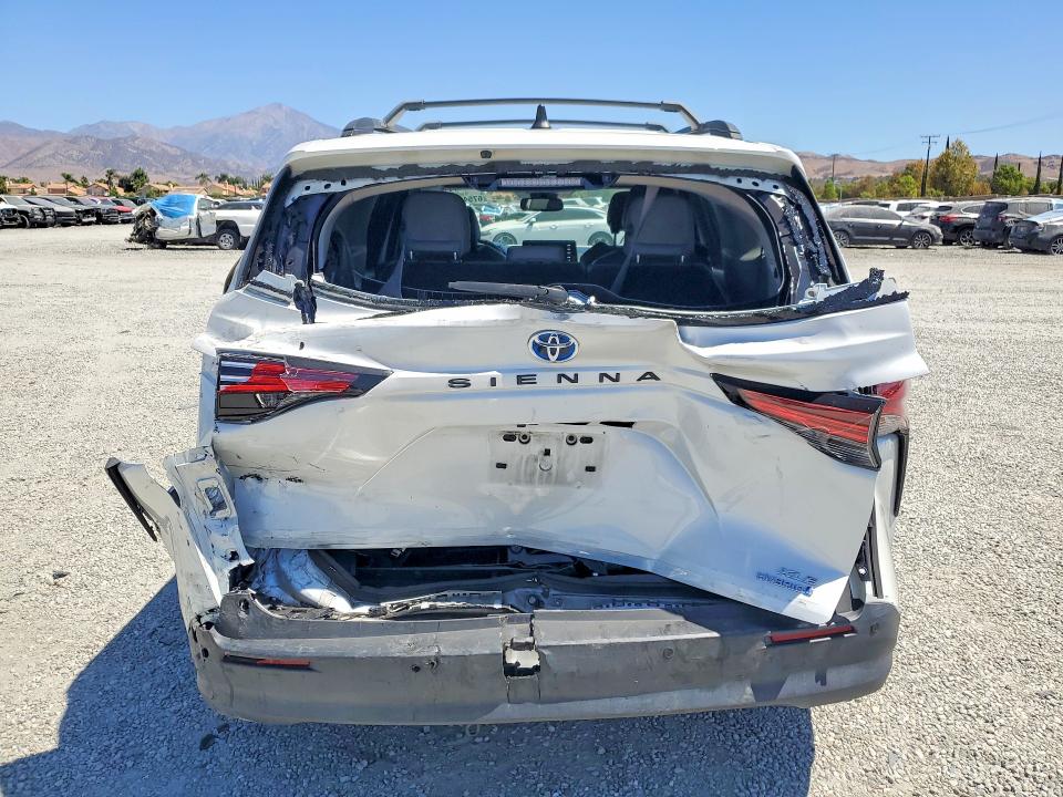 Продажа на аукционе авто 2022 Toyota Sienna, vin: 5TDYRKEC2NS092398, номер лота: 67546086