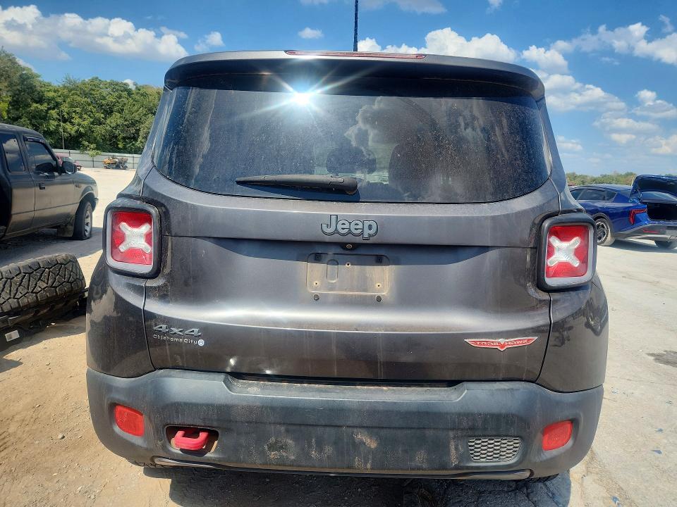2016 Jeep Renegade მანქანა იყიდება აუქციონზე, vin: ZACCJBCT3GPD98529, აუქციონის ნომერი: 68946956