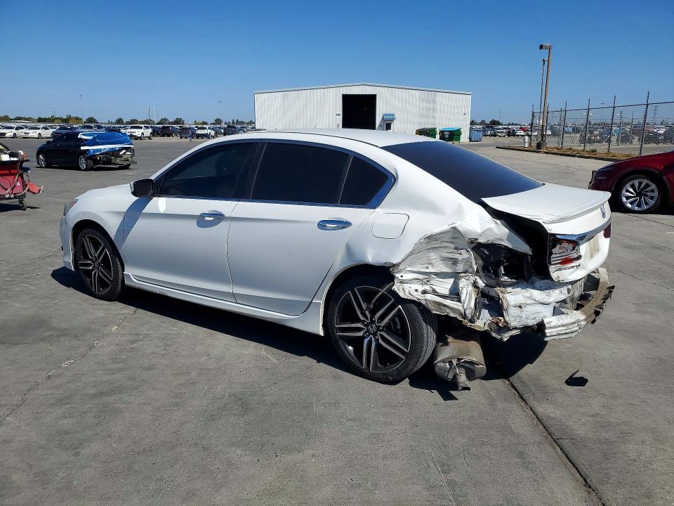 2017 Honda Accord მანქანა იყიდება აუქციონზე, vin: 1HGCR2F57HA132715, აუქციონის ნომერი: 69086166